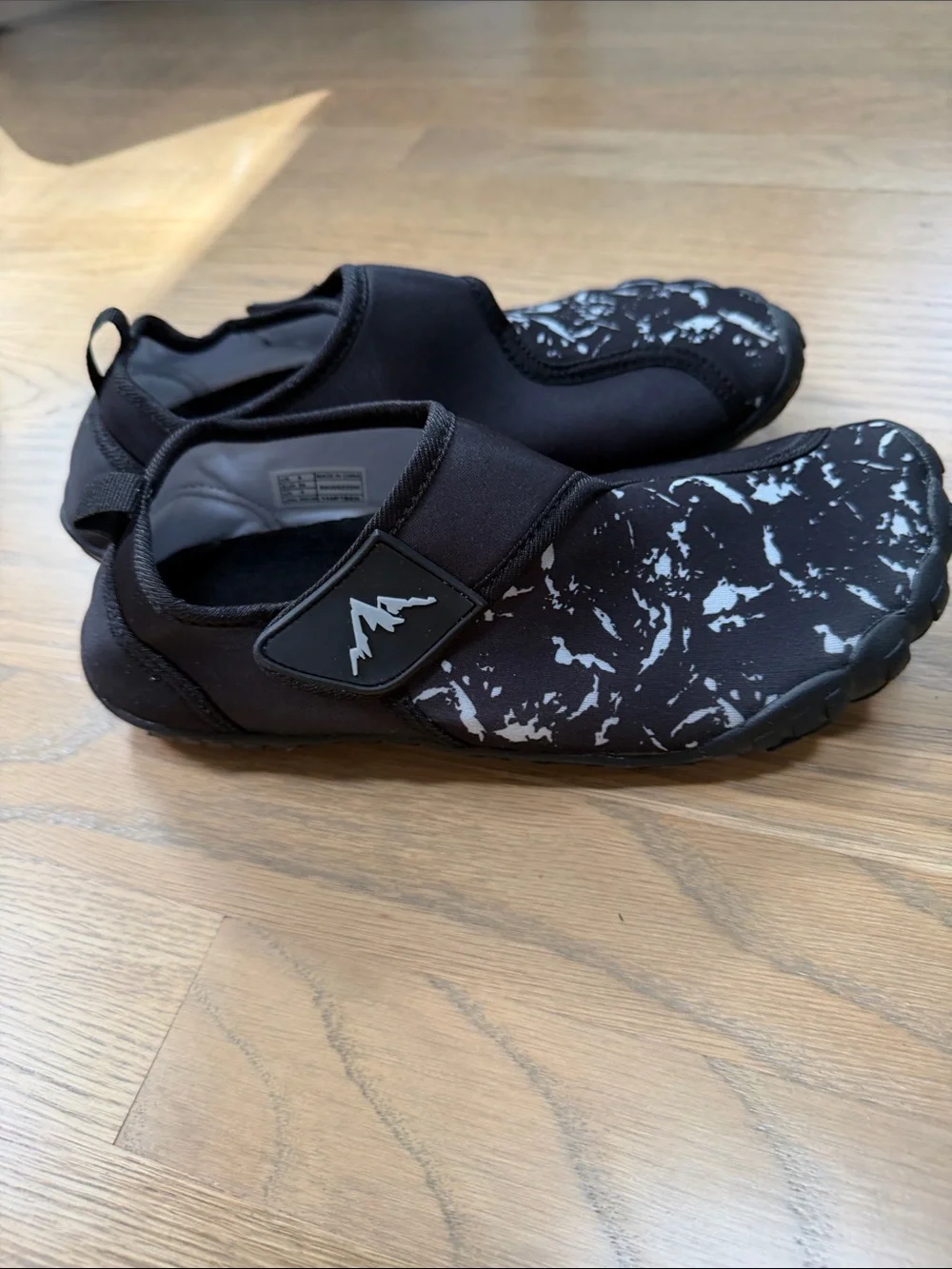 nortiv8 Kids Black Marble Water Shoes with Secure Hook-and-Loop Strap